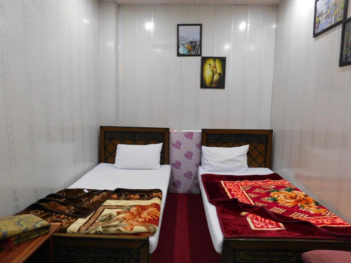 Rex Hotel Rawalpindi Bagian luar foto